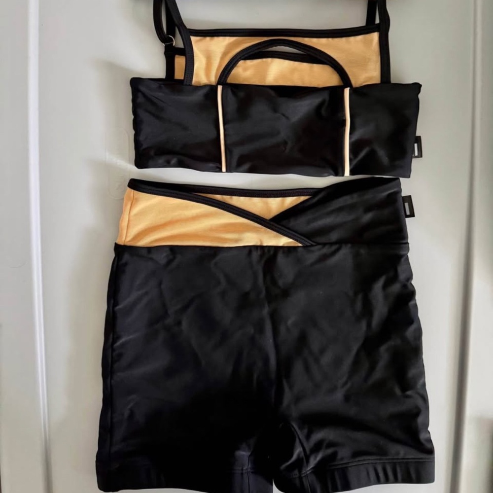 JD Dancewear CM black set Like New $60
